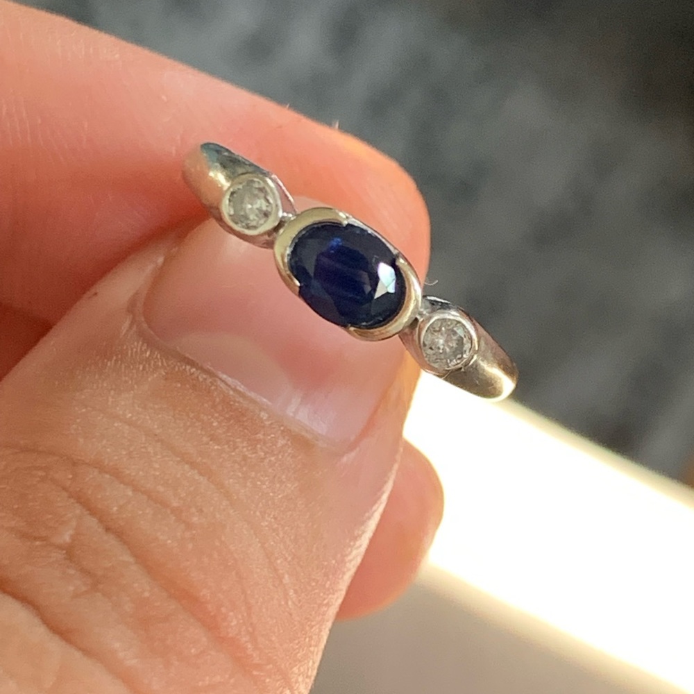 14k Kashmir Sapphire and Diamond Ring - Picture 4 of 13